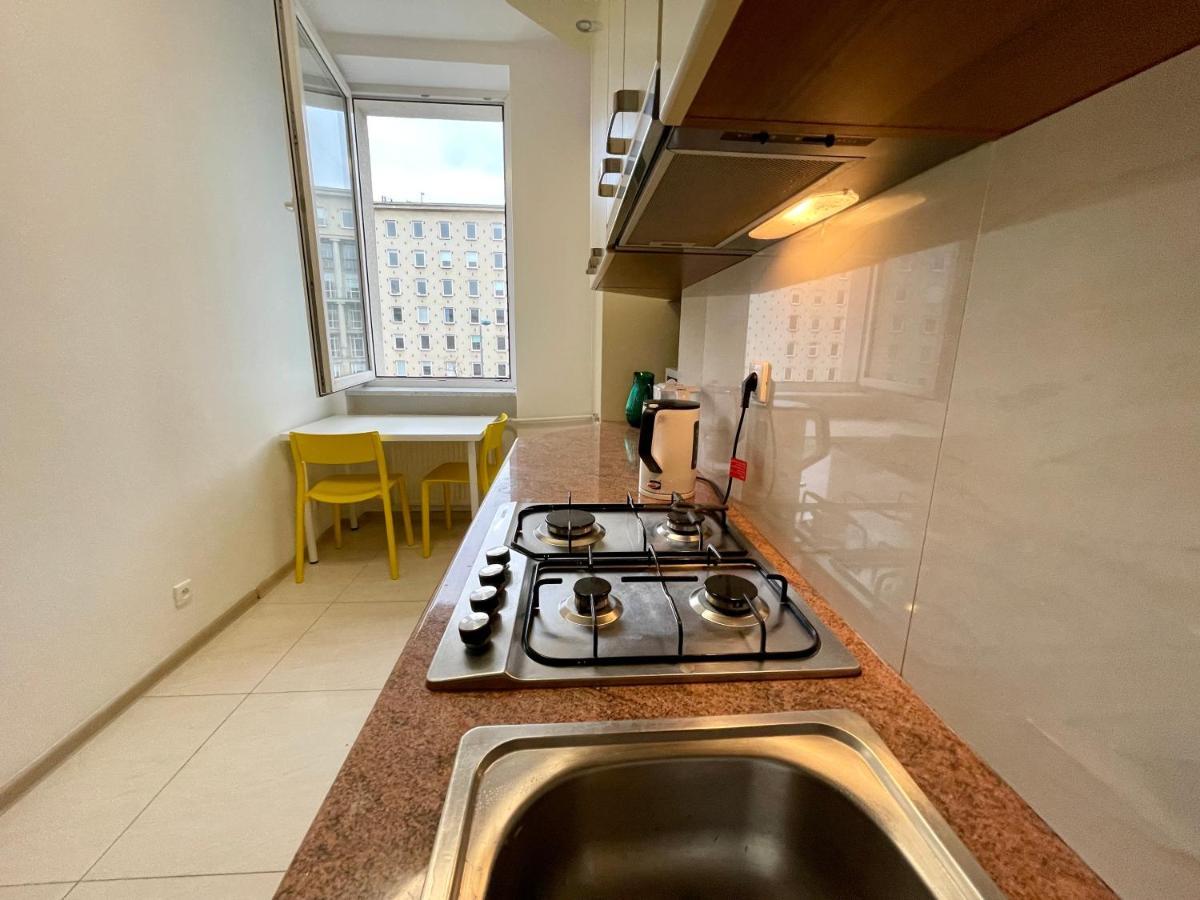 Diamond Metro Wifi 300 Mbs 70'Tv Netflix Hbo Appletv+ Apartment Warsaw Exterior photo