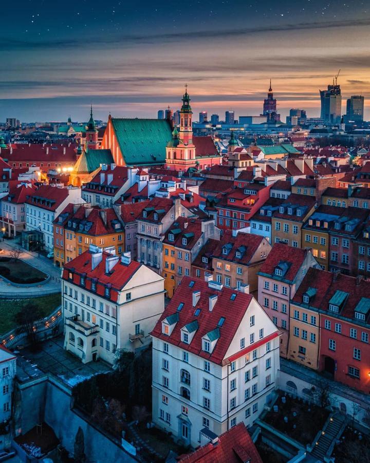 Diamond Metro Wifi 300 Mbs 70'Tv Netflix Hbo Appletv+ Apartment Warsaw Exterior photo
